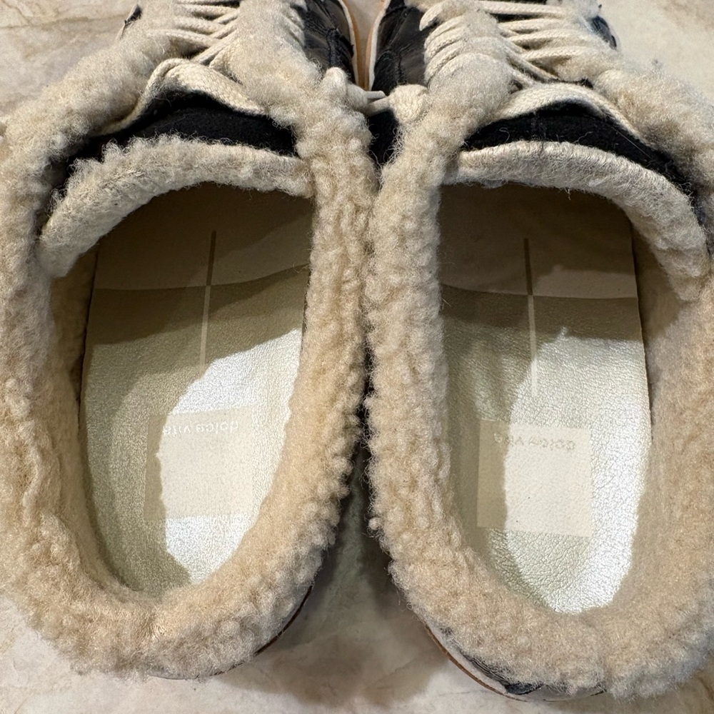 Dolce Vita Black Zantel Sneakers - Picture 2 of 7